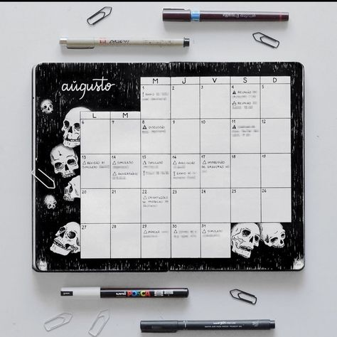 Goth Bujo, Bullet Journal Halloween, Bullet Journal Titles, Bullet Journal 2020, Monthly Printable, Posca Art, Bullet Journal Notebook, Bujo Ideas, Bullet Journal Design Ideas