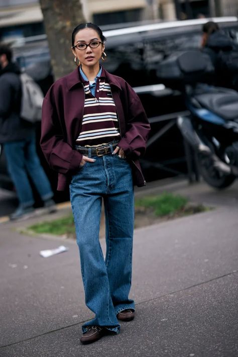 Miu Miu Mini Skirts Took Over Paris Fashion Week Street Style on Day 8 - Fashionista Tomboy Business Casual, Everday Style, Boyfriend Jeans Style, Street Style Aesthetic, Fashion Network, City Outfits, Paris Fashion Week Street Style, Street Style Paris, Style Looks