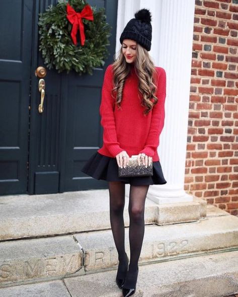 Holiday Outfits For Teens, Grunge Winter Outfits, Simple Christmas Outfits, Holiday Party Outfit Ideas, Party Outfit Ideas, Christmas Outfit Ideas, Christmas Sweater Party, Christmas Outfits Women, Christmas Party Outfits