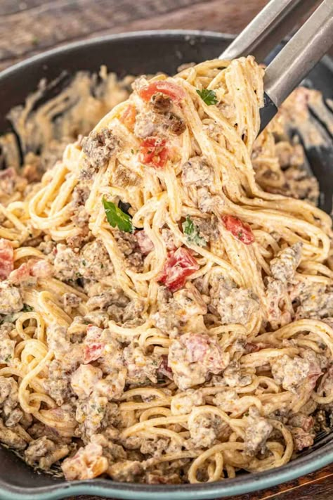 Recipes With Ground Pork Sausage, Ground Italian Sausage Recipes For Dinner, Breakfast Sausage Recipes For Dinner, Cream Cheese Alfredo Sauce, Spaghetti Sausage, Cream Cheese Alfredo, Rotel Pasta, Hot Sausage Recipes, Cheese Alfredo Sauce