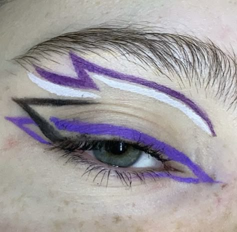 part 2 of eyelienr looks that are accidentally the asexual pride flag Enby Makeup, Aroace Makeup, Nonbinary Makeup Pride, Nonbinary Pride Makeup, Ace Pride Makeup, Nonbinary Flag Makeup, Asexual Makeup, Pride Flag Makeup, Trans Flag Makeup