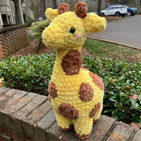 Crochet stuffed animals Small Crochet Projects Animals, Crochet Plushies Bear, Giraffe Pattern Crochet, Free Crochet Giraffe Pattern Amigurumi, Crochet Easy Plushies, How To Crochet A Giraffe, Easy Animal Crochet Patterns Free, Amigurumi Teddy Bear Free Pattern, Free Giraffe Crochet Pattern