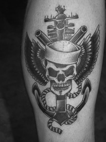 Beautiful traditional tattoo work honoring this veteran's service. #traditionaltattoo #skulltattoo #blackandgraytattoo #americantattoo #navytattoo #military #americanpride #tattoos #anchortattoo Navy Tattoo Ideas, Battleship Tattoo, Marines Tattoo, Navy Seal Tattoos, Submarine Tattoo, Us Navy Tattoos, Navy Anchor Tattoos, Naval Tattoos, Kurt Tattoo