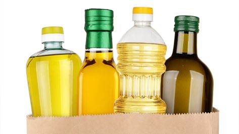 Monounsaturated fats can have a beneficial effect on your heart. Monounsaturated Fats, Commercial Cooking, Saturated Fats, Heart Healthy Diet, Cooking Oils, American Heart Association, Eat Smart, Group Meals, Trans Fat