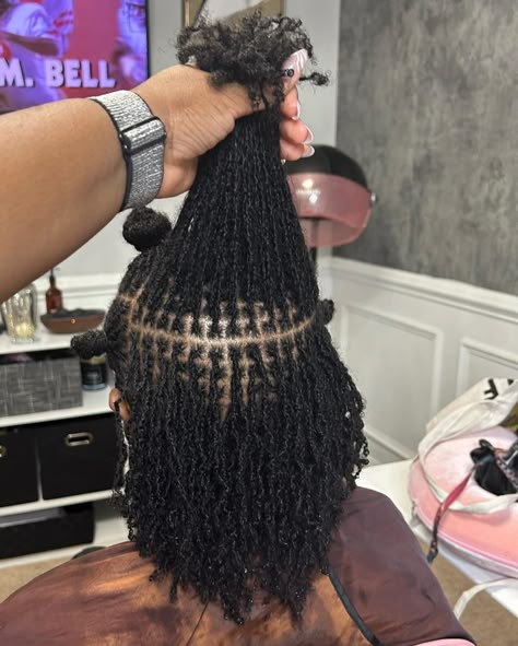 Service: Interlocs Length: 10.5 inches https://krownedbylisha.as.me/ #Smalllocs #Microlocs #Interlocs #FYP #Columbialocs #FemaleBarberLoading #FemaleLoctician #SClocs Thick Micro Locs, Short Microlocs Hairstyles, Cute Quick And Easy Hairstyles, Microloc Extensions, Microloc Hairstyles, Micro Loc Styles, Locs For Women, 4 Hair Type, New Locs