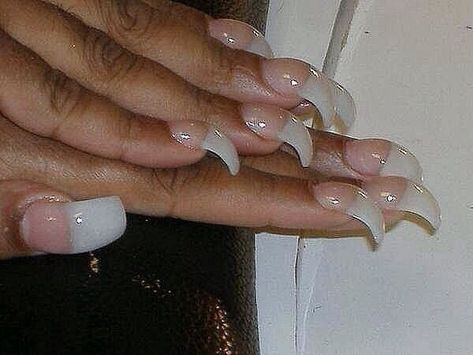 Hawk Curved Nails, Curved Nails Designs, Short Curved Nails, Hump Nails, Nails 2000s, Curve Nails, 2000s Nails, Gross Stuff, Acrylic Nails Natural