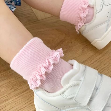 Socks Aesthetic, Frilly Socks, The Cardigans, Toddler Socks, Pink Socks, Foto Ideas Instagram, Baby And Toddler, Pink Lemonade, Pink Princess