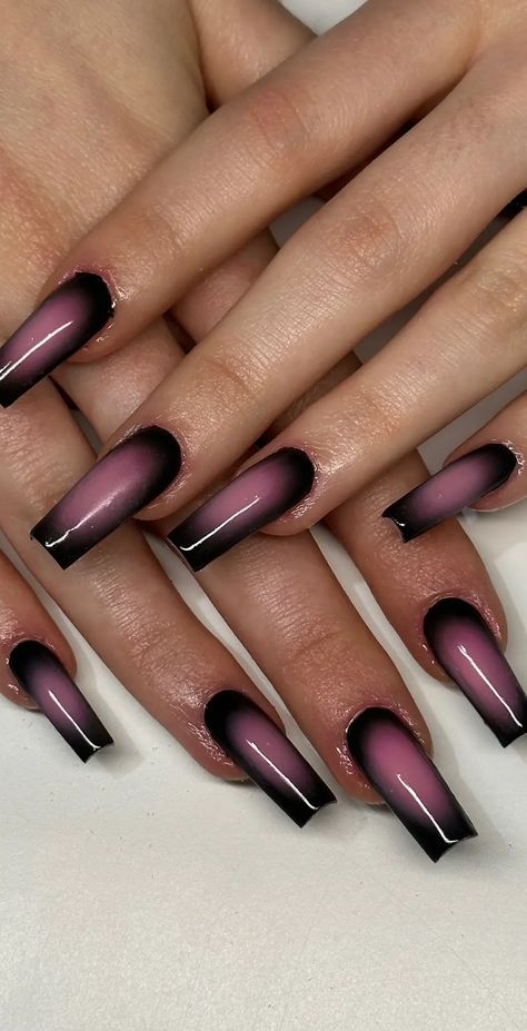 Dark Green With Glitter Nails, Dark Trendy Nails, Dark Gel X Nails, Subtle Aura Nails, Summer Alt Nails, Grunge Coffin Nails, Eye Catching Nails, Long Aura Nails, Dark Theme Nails