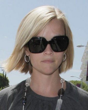 Reese Witherspoon Hair Short, Reese Weatherspoon, Reese Witherspoon Hair, Reese Whiterspoon, Short Bobs, Chic Short Hair, Medium Length Hairstyles, Short Haircut Styles, Try On Hairstyles