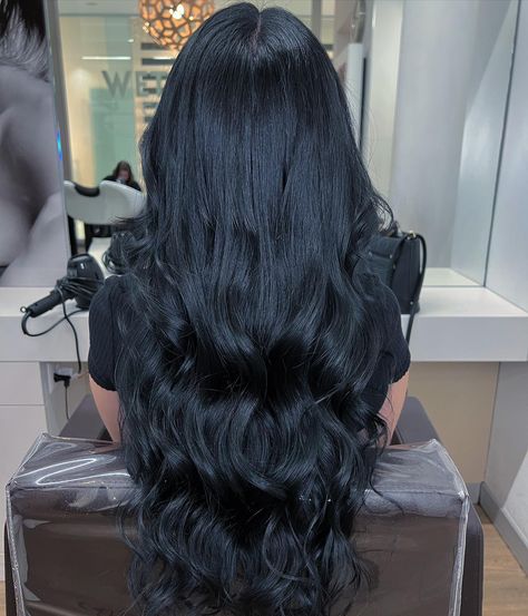 Black Blue Undertone Hair, Black Navy Hair, Deep Midnight Blue Hair, Sapphire Black Hair, Blue Black Hair Aesthetic, Black Hair With Blue Undertones, Jet Blue Black Hair, Jet Black Hair Dye, Jet Black Hair Color