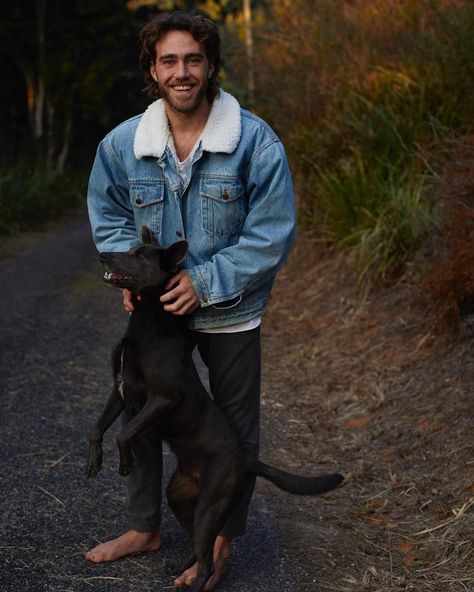 Indie Men Aesthetic, Granola Guy Aesthetic, Man Goals, Granola Boy, Matt Corby, Indie Men, Surf Style Men, Normcore Fashion, Dapper Dudes