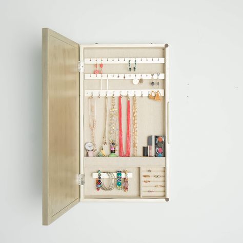 Closet room organizer