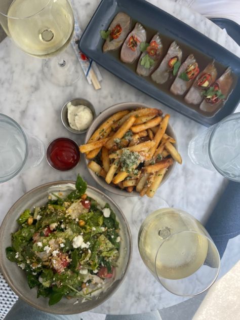 This was lunch at The Henry in Beverly Hills, Los Angeles. We had the Heirloom Tomato & Watermelon Salad along with the Yellowtail Sashimi (and a side of french fries!). Great location (right across the street from Chanel) and a very cute aesthetic ✨ #lunch #beverlyhills #watermelon #sushi #sashimi #salad Salad And Fries Aesthetic, Watermelon Sushi, Salad And Fries, Yellowtail Sashimi, Fries Aesthetic, Sashimi Salad, Aesthetic Lunch, Beverly Hills Los Angeles, Watermelon Salad