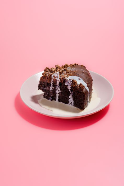 Chocolate cake slice cut on the pink background Slice Cake Photography, Cake Slice Photography, Cake Photoshoot Ideas, Chocolate Cake Slice, Cake Photoshoot, Food Content, Cake Photography, Cake Pictures, Cake Slice