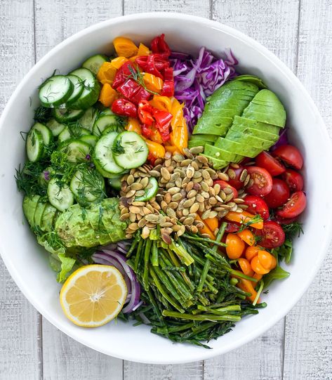 Rainbow Raw and Roasted Salad - BetterFoodGuru Autumn Goals, Roasted Salad, Roasted Vegetable Salad, Rainbow Salad, Roasted Pumpkin Seeds, Lunch Bowl, Roast Pumpkin, Eat The Rainbow, Buddha Bowl