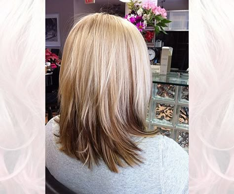 Reverse Ombre Hair: Honey Blond into Warm Brown Dark Underneath Hair, Blonde To Brown, Hombre Hair, Reverse Ombre Hair, Blonde Ombre Hair, Ombre Hairstyles, Best Ombre Hair, Grey Ombre Hair, Reverse Ombre