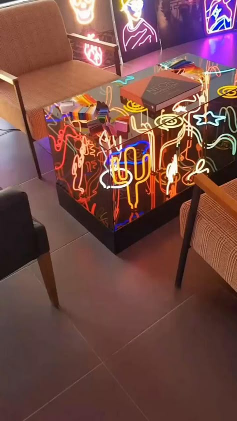 Neon Table, Interesting Products, Neon Design, Neon Art, Dream House Decor, Cafe Design, Aesthetic Room Decor, Dream Home Design, 인테리어 디자인