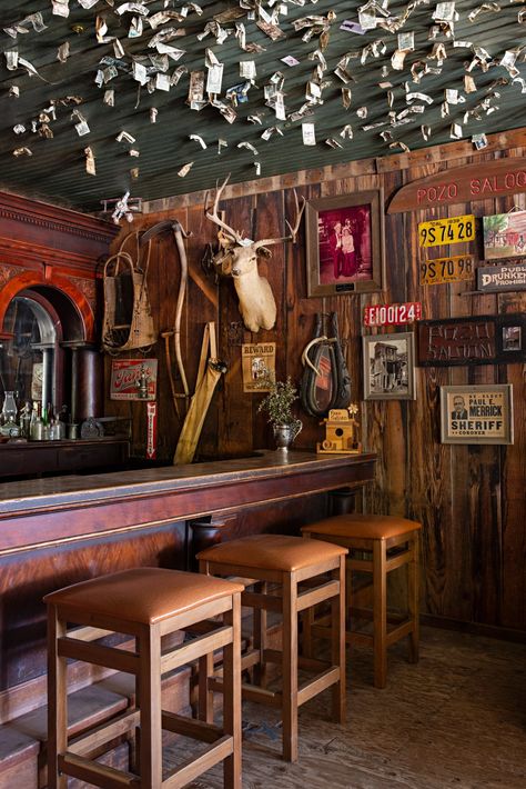 Pozo Saloon Western Restaurant Interior, Old Saloon Aesthetic, Western Saloon Aesthetic, Saloon Bar Ideas, Saloon Aesthetic, Saloon Decor Interior Design, 70s Bar, Cowboy Bathroom, Saloon Ideas