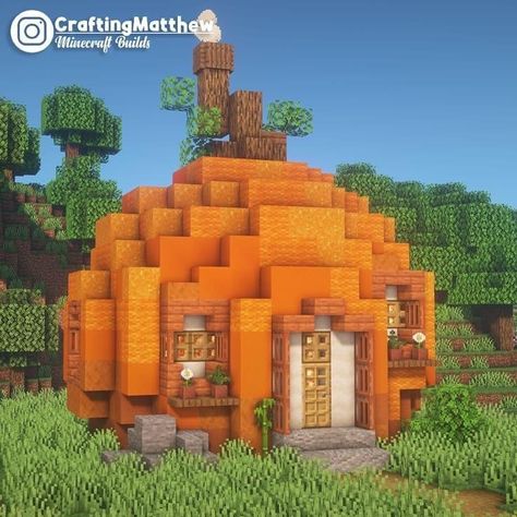 Minecraft Pumpkin House Tutorial, Goblin Core Minecraft Builds, Minecraft Dog House Ideas Big, Cute Little Minecraft Builds, Pumpkin Farm Minecraft, Minecraft Builds Easy, Minecraft Hus, Minecraft Pumpkin, Construction Minecraft