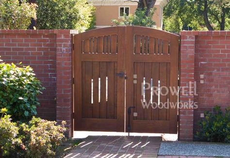 Brick Fence With Gate, Arch Fence Gate, Wooden Gates With Brick Wall, Wood Garden Gate, Arched Wooden Gate, Wood Driveway, Garden Passages Gate, Drive Gates, Gate Images