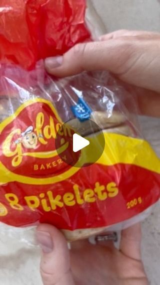 BABLE on Instagram: "Who else was raised on these golden pikelets? Whilst we used to love these, what you may not know is they are filled with a lot of additives we like to avoid as much as possible, especially when feeding our families. 

We have created the most delicious pikelets, and they’re packed with butter beans.. Wild right?! We promise you and your little ones would never know! 

These are the quickest whip you, chuck everything into a blender and form into mini pancakes on your pan!

These will transport you right back to your childhood!

RECIPE: 

Makes 20 pikelets
Time: 10-15 minutes
12 month old + (or leave out the sweetener for babies under 1)
Allergens: Eggs

Ingredients
1 cup butter beans or cannellini beans (from a tin, drained and rinsed)
2 eggs 
1 cup oats 
2 TBS maple Mini Pancakes, Butter Beans, Cannellini Beans, 2 Eggs, 1 Cup, 15 Minutes, Oats, Pancakes, Tin