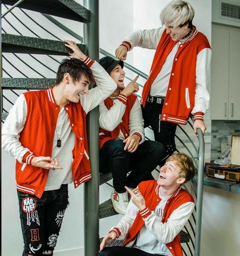 Trap House Colby Brock Sam Golbach Jake Webber Corey Scherer Johnnie Guilbert And Jake Webber, Jake And Johnnie, Cute Emo Guys, Jake Webber, Trap House, Johnnie Guilbert, Emo Guys, Sam And Colby, Colby