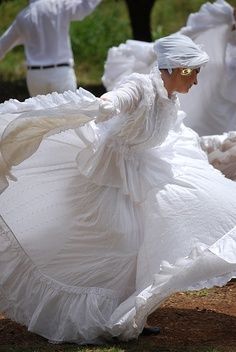 Native dancing in PR Soy Boricua, Puerto Rico History, Puerto Rico Art, Puerto Rican Pride, Enchanted Island, Puerto Rican Culture, Puerto Rican Recipes, Porto Rico, Traditional Dance