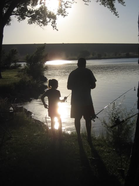 Father/daughter fishing at Lake Ogallala, Nebraska (Two of my fave things, fishing with my daddy and NE.. sigh) Father Asthetic Pics, Father's Daughter Aesthetic, Father And Daughter Art Painting, Father Daughter Aesthetic Pictures, Family Fishing Photoshoot, Father Aesthetic Daughter, Daughter And Father Aesthetic, Dad Daughter Aesthetic, Daddy And Daughter Photo Shoot