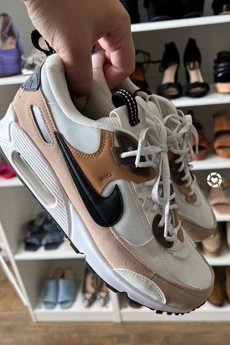 Nike Air Max 90 Futura Women Outfit, Airmax Outfit Ideas, Comfy Outfits Fall, Air Max 90 Outfit, Airmax 90s, Air Max Outfit, Air Max 90 Futura, Air Max 2, Workout Time