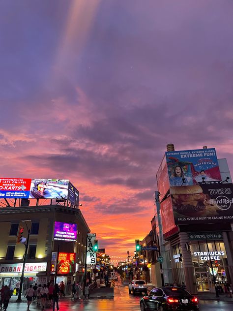 Niagara Falls City, Clifton Hill Niagara Falls, City Life Aesthetic, Visiting Niagara Falls, 2024 Manifestation, Usa Summer, Clifton Hill, Life Aesthetic, Manifestation Board