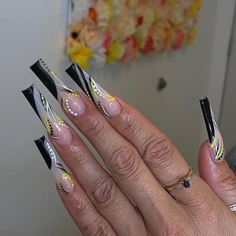 Old School Nails Designs, 90s Nails Acrylic Black Women, Old School Nail Designs 90s, Nail Recommendations, 90 Nails The 90s Art Designs, Oldies Nails, 90s Nails Acrylic, 90 Nails, Nail Journey