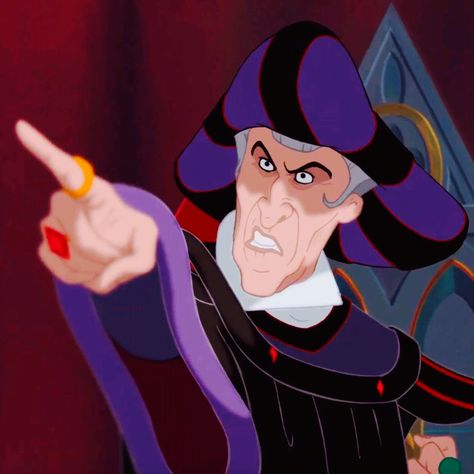 Judge Frollo Judge Frollo, 2d Disney, Frollo Disney, Notre Dame Disney, Judge Claude Frollo, Claude Frollo, Disney Craft, Story Journal, Disney Au