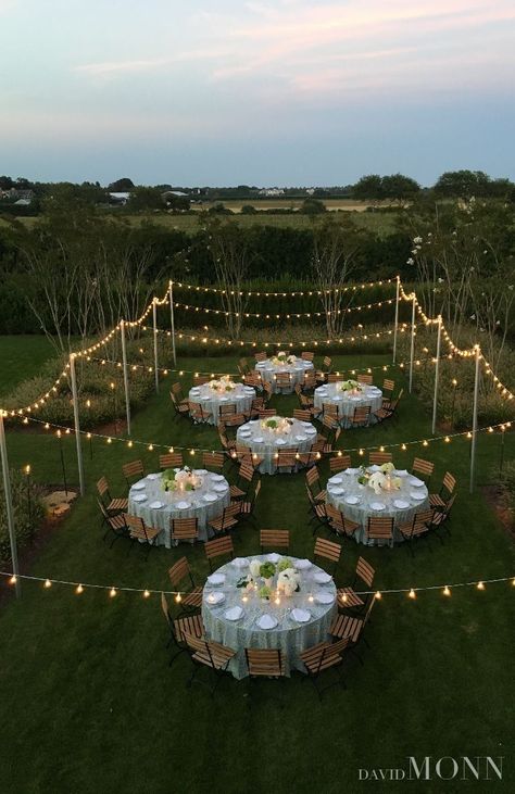 Backyard Wedding Decorations, Small Backyard Wedding, Outdoor Dinner, Future Wedding Plans, Outdoor Wedding Decorations, Cute Wedding Ideas, Backyard Party, Wedding Cake Designs, Wedding Deco