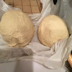 - Bobby Flay's Pizza Dough Bobby Flay Pizza Dough, Neapolitan Pizza Dough Recipe, Pizza Dough Bread, Best Pizza Dough Recipe, Gluten Free Pizza Dough, Bobby Flay Recipes, Best Pizza Dough, Taco Pizza, Pizza Dough Recipe