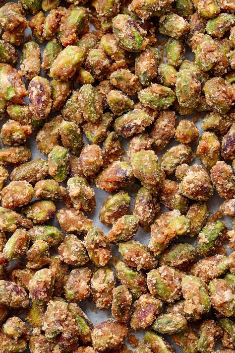 Sweet & Spicy Candied Pistachios | Love and Olive Oil Spicy Pistachios Recipes, Candied Pistachios Recipe, Smoked Pistachios Recipe, Pistachio Snack Ideas, Pistachio Nuts Recipes, Recipes Using Pistachios, Pistachio Recipes Savory, Seasoned Pistachios, Pistachio Appetizer