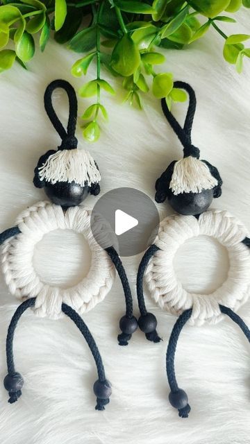 Macrame Sheep, Spring Macrame, Artist Tutorials, Spring Projects, Near Future, Macrame Tutorial, Macrame Projects, Spring Diy, Diy Keychain