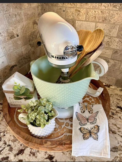 Kitchen Aid Decorations, Kitchenaid Counter Decor, Kitchen Decor With Kitchenaid Mixer, Kitchen Aid Display Ideas, Decorating Kitchenaid Mixer, Kitchenaid Decor Ideas, Painted Kitchenaid Mixer, Kitchen Mixer On Counter, Kitchenaid Mixer Display