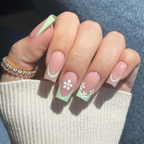 Mint Green Nails, Spring Nail Trends, Green Nail Designs, Cute Spring Nails, Trendy Nail Design, Floral Nails, Manicure E Pedicure, Square Nails, Nail Kit