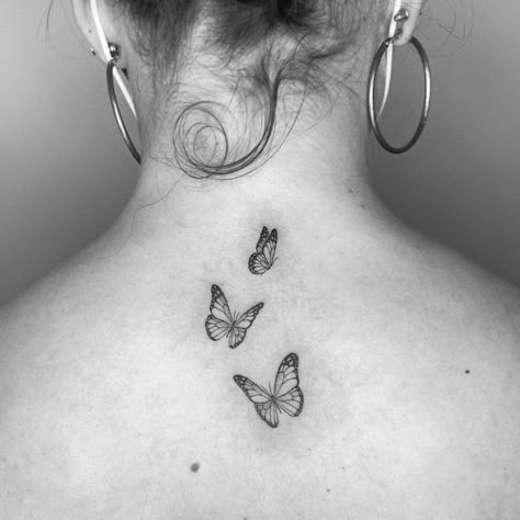 Spine Butterfly Tattoo, Butterfly Back Tattoo Spine, Butterfly Spine Tattoo, Simple Butterfly Tattoo, Small Back Tattoos, Butterfly Back Tattoo, Upper Back Tattoos, Hand Tattoos For Girls, Petite Tattoos