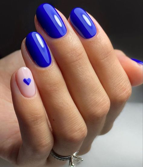 Blue Valentines Nails, Blue Valentine Nails, Valentines Nails Blue, Bright Blue Nails, Royal Blue Nails Designs, Nail Art Bleu, Blue Prom Nails, Blue And White Nails, Blue Gel Nails