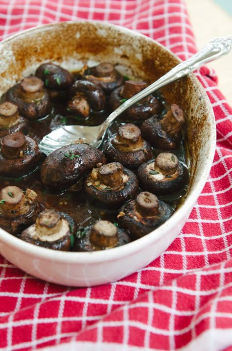 Butter & Wine Roasted Mushrooms Wine Butter, Roasted Mushrooms, Desserts Recipes, Side Recipes, Veggie Dishes, Mushroom Recipes, Vegetable Dishes, Side Dish Recipes, Veggie Recipes