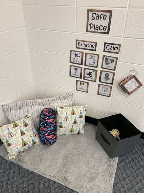 Safe Place Classroom, Safe Place In Classroom, Safe Area In Classroom, Cooldown Corner Classroom, Preschool Classroom Cozy Corner Ideas, Quiet Corner Classroom Preschool, Quiet Area Preschool Cozy Corner, Cozy Corner In Classroom, Safe Space Classroom