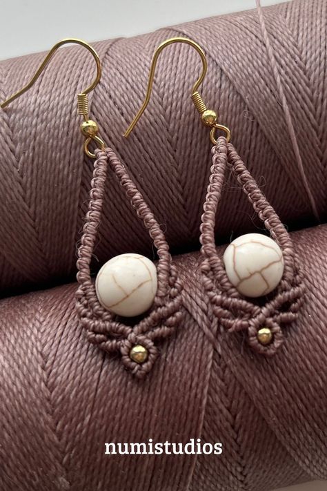 Step-by-step tutorial for creating boho macrame earrings with intricate knotwork and natural fibers. Learn how to craft your own lightweight, stylish earrings for a unique accessory that adds a free-spirited touch to any outfit. Macrame Earrings Diy, Macrame Knot, Macrame Earrings, Diy Macrame, Earrings Diy, Handmade Macrame, Earring Crafts, Micro Macrame, Macrame Jewelry