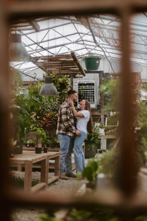 Spring Heuter’s Greenhouse Couple photo Greenhouse Bar, Greenhouse Pictures, Christmas Couple Photos, Engagement Pictures Poses, Wedding Court, Engagement Poses, Photoshoot Inspo, Family Posing, Couple Photo