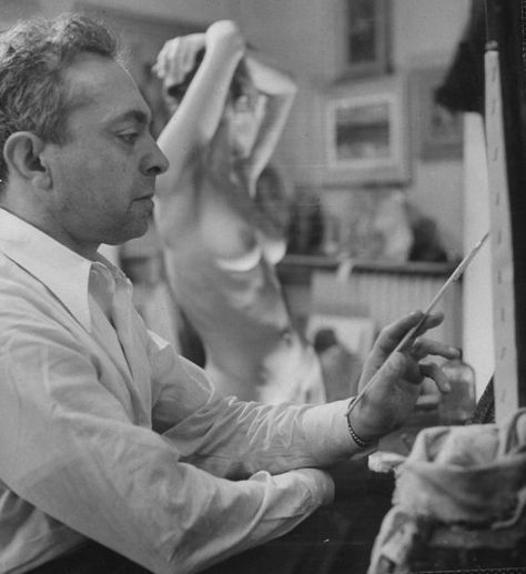 Moses Soyer (1899 - 1974) paints a portrait of a woman in his Greenwich Village studio in 1960. The Russian-born, Bronx-...   Time & Life Pictures/Getty Images Moses Soyer, Models Life, Life Drawing Model, Artists And Models, Artist Models, Time Life, Model Drawing, Greenwich Village, Life Pictures