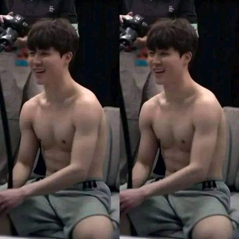 Jimin Selca, Park Jimin Bts Wallpaper, Jimin Fanart, Park Jimin Cute, Jimin Wallpaper, Bts Jungkook And V, Bts Funny Moments, Jungkook Abs, Park Jimin Bts