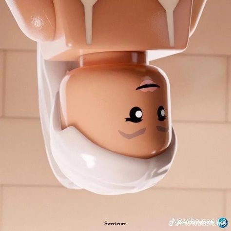 Lego Albums, Lego Music, Lego Poster, Lego Wallpaper, Cool Album Covers, Ariana Grande Sweetener, Lego People, Lego Pictures, Lego Characters