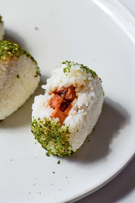 Spam Musubi Onigiri — Easy Recipes Quick Veggie Recipes, Healthy Spam Musubi, Spam Musubi Onigiri, Spam Musubi Bento, Japanese Spam Musubi, Spam And Egg Onigiri, Onigiri Recipe Spam, Mini Spam Musubi, Asian Spam Recipes