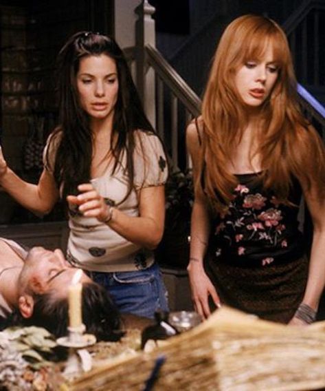 sandra bullok and nicole kidman Practical Magic Aesthetic Sally, Practical Magic Hairstyles, Gilly Practical Magic, Norah Ephron Aesthetic, Practical Magic Sally, Orange Hairstyles, Gillian Owens, Famous Witches, Mystical Women