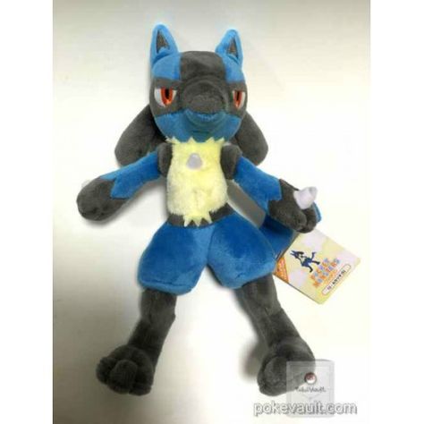 Lucario Plush, Pokemon Store, Pokemon Dolls, Original Pokemon, Pokemon Center, Type Pokemon, Pokemon Plush, Kids Gift Guide, Cool Pokemon